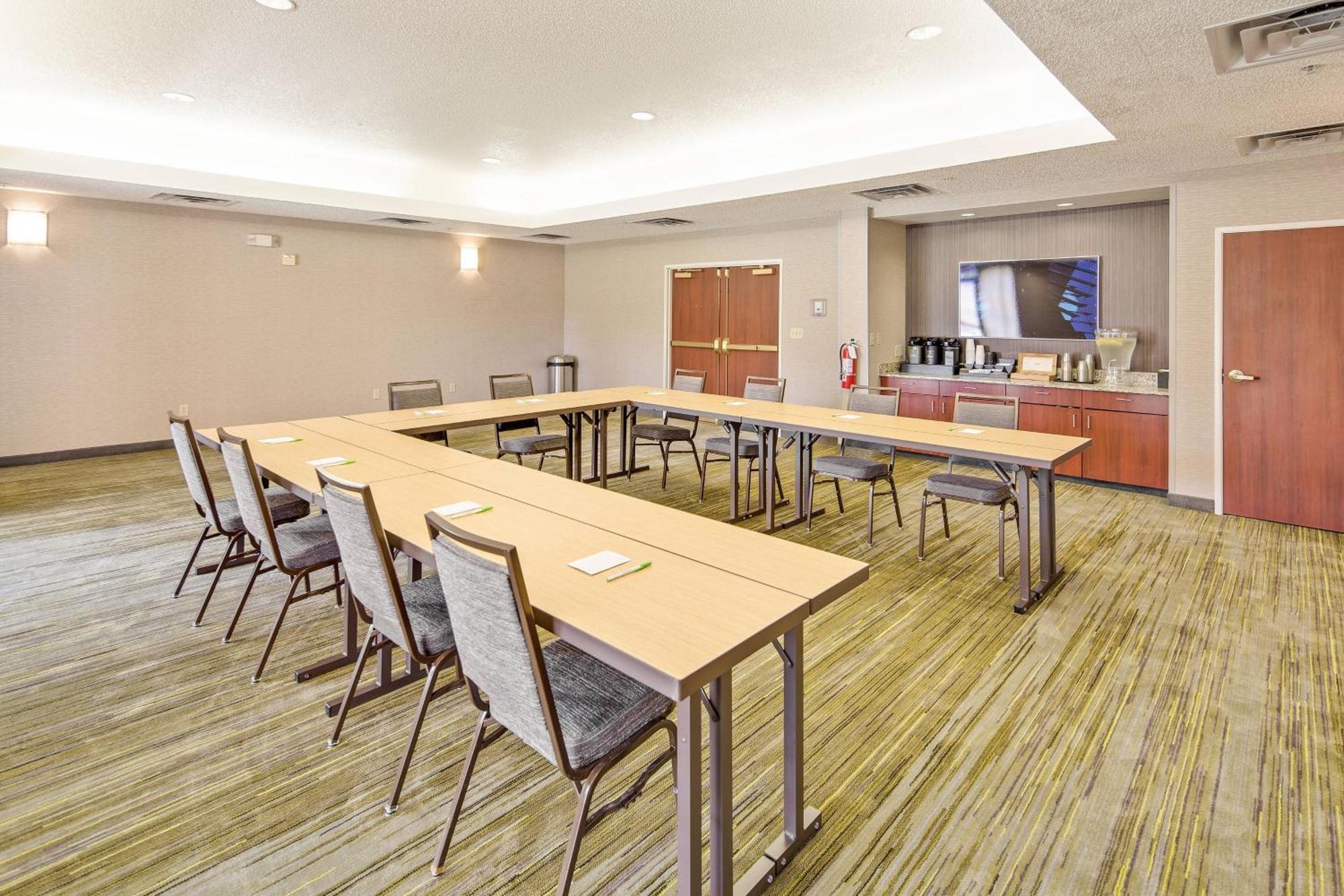 Courtyard By Marriott Bryan College Station Hotell Exteriör bild
